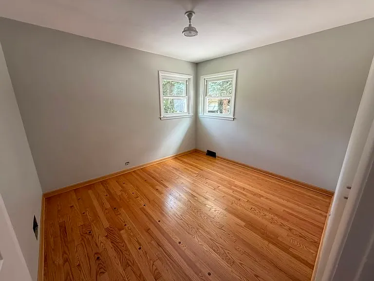 8447 N Oriole Ave — Photo 8