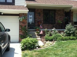 6750 S 73rd Cir, Ralston, NE 68127