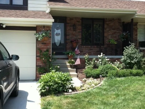 6750 S 73rd Cir, Ralston, NE 68127