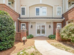 100 Northbrook Dr APT 104, Raleigh, NC 27609