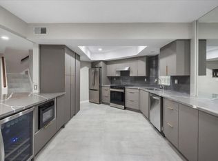 4348 Hazel Ave APT B, Palm Beach Gardens, FL 33410
