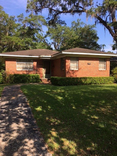 1st image of 1062 Seminole Dr