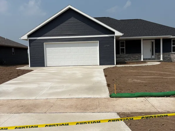 1728 Betty Jean Ln, Green Bay, WI 54313
