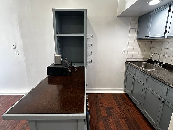 kitchenette & storage