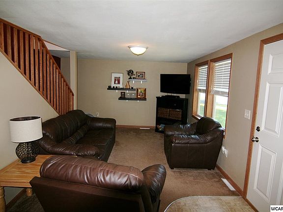 5th image of 1105 W Oak Ave
