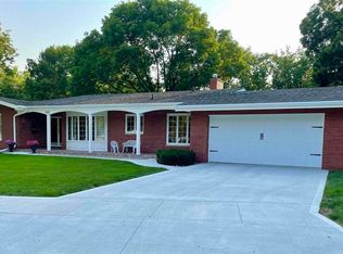557 Central Ave NW, Le Mars, IA 51031