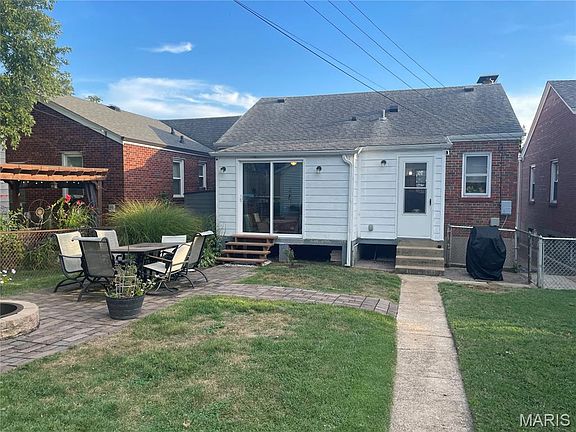 2nd image of 6705 Lansdowne Ave