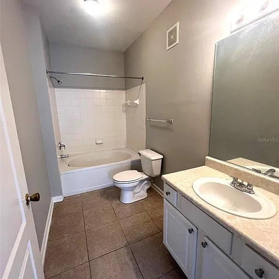 18046 Villa Creek Dr — Photo 8