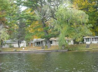 3589 Lakeshore Dr, Gladwin, MI 48624