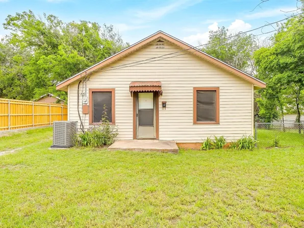 485 S 1st Ave, Stephenville, TX 76401
