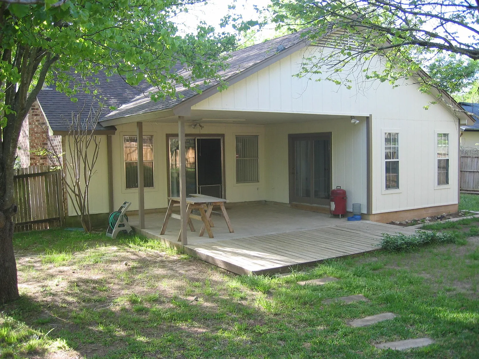 4 bed, 1715 sqft, $2,695 — Photo 3