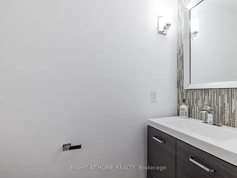 67 Timna Cres — Photo 17