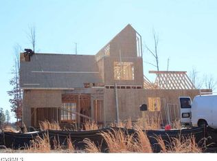 4000 Calvingate Ter, Chester, VA 23831