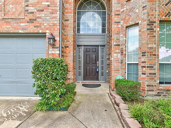 4th image of 1843 Hidden Brook Dr