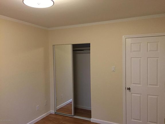 4th image of 150 Amsterdam Ave