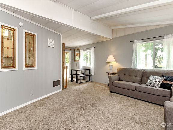 4th image of 9136 SE Pepperidge Ln