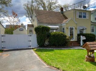 128 W Woodbridge Ave, Iselin, NJ 08830