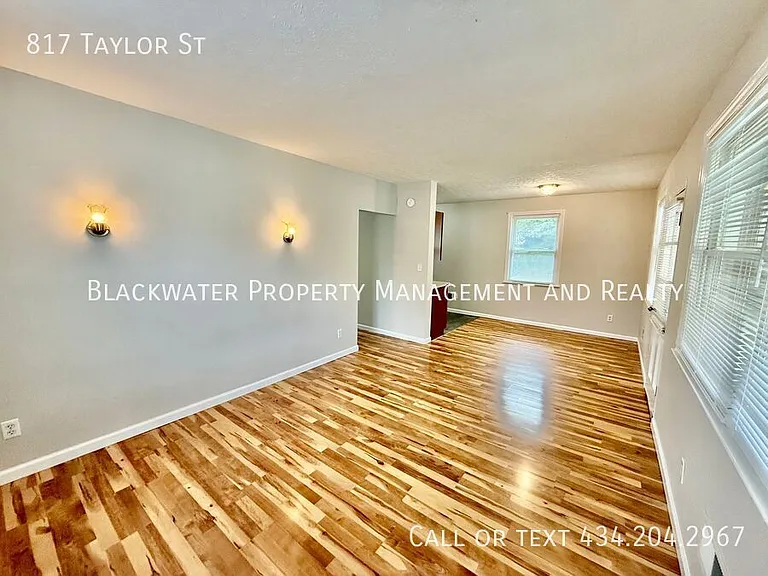 817 Taylor St — Photo 3