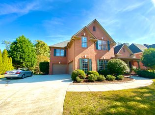2295 Summit Oaks Ct, Lawrenceville, GA 30043