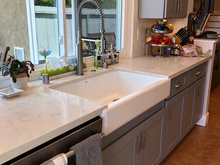 382 Sunrise Cir — Photo 4