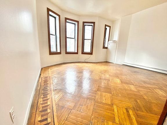 2nd image of 635 Flatbush Ave APT 2
