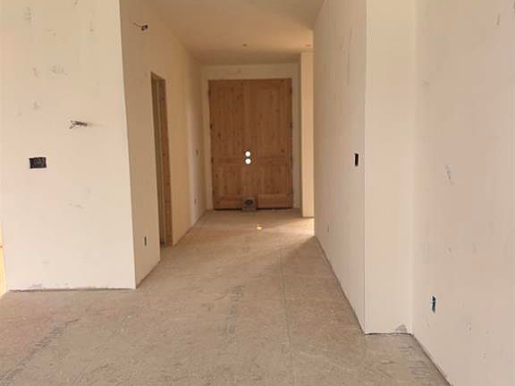 2nd image of 3805 Chestnut Drive