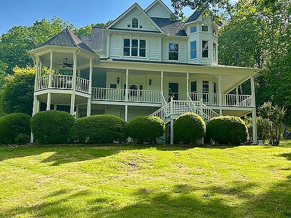 2nd image of 4218 Roy Rd