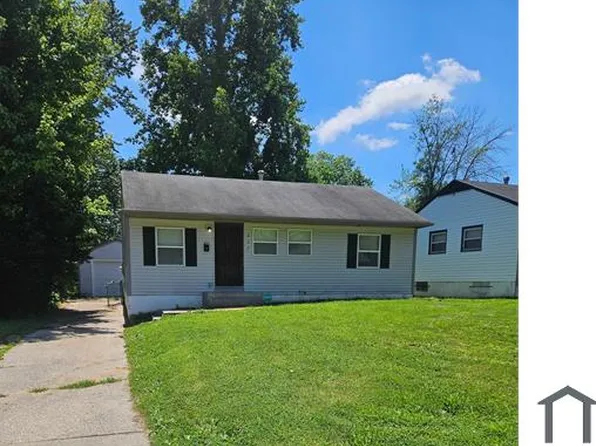 420 Macdougall Dr, Saint Louis, MO 63137