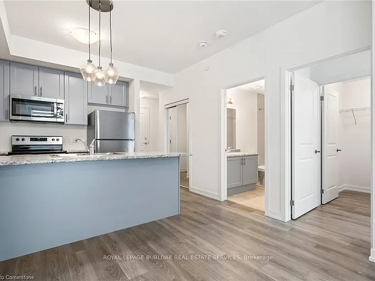 460 Dundas St E #230 — Photo 13