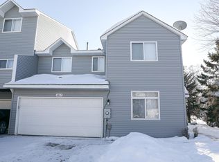 680 Woodduck Dr, Woodbury, MN 55125