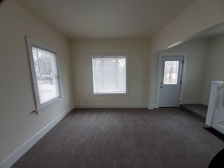 1368 Cherry St — Photo 7
