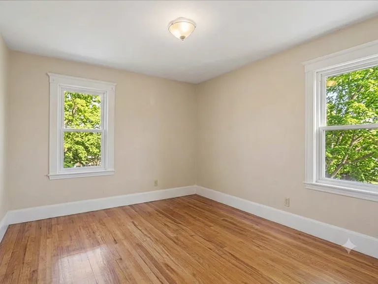 170 Walter St #2 — Photo 11