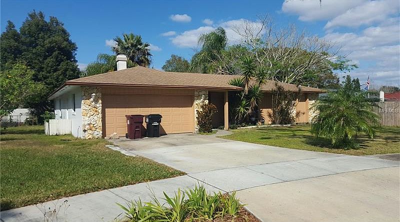 2nd image of 5009 Jennifer Pl