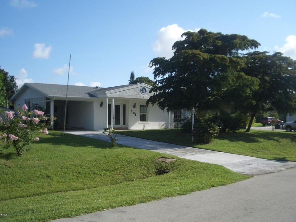 1st image of 261 SE Crosspoint Dr