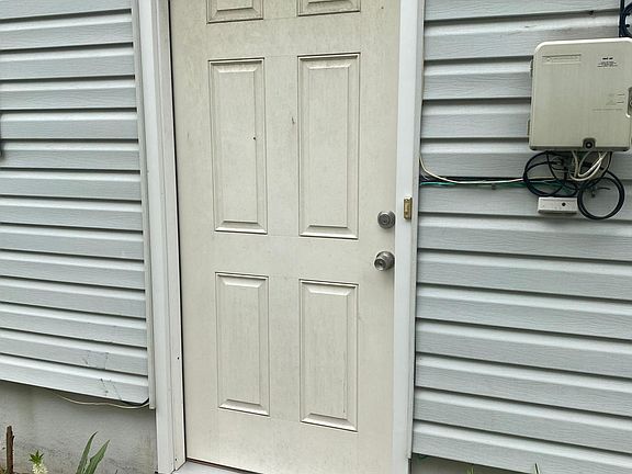 Private side door entrance