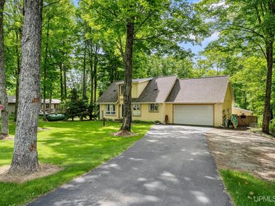1658 Engman Lake Rd, Skandia, MI, 49885