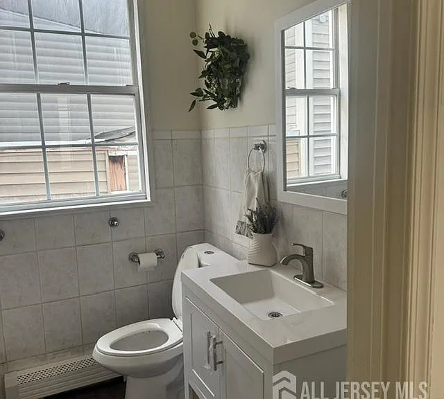 297 Sutton St — Photo 11