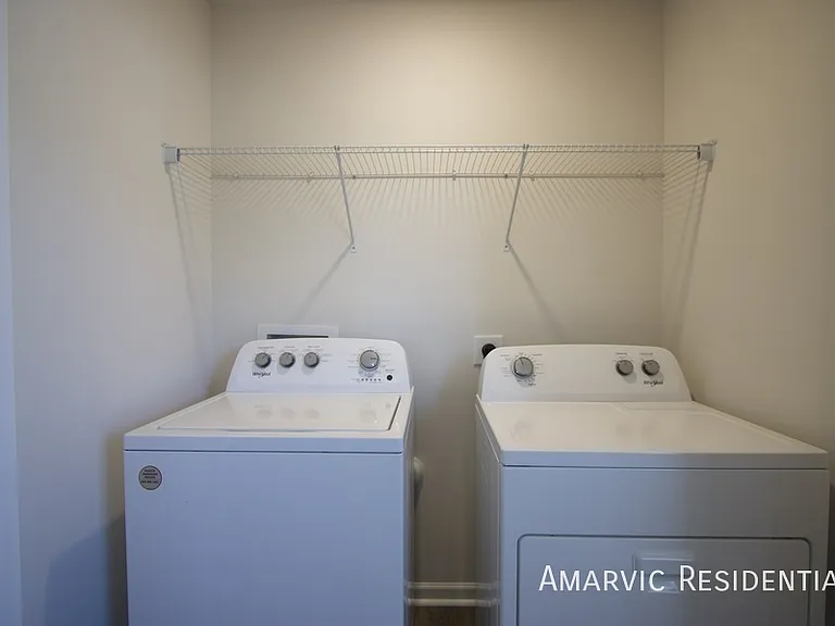 175 Seymour Village Dr — Photo 11