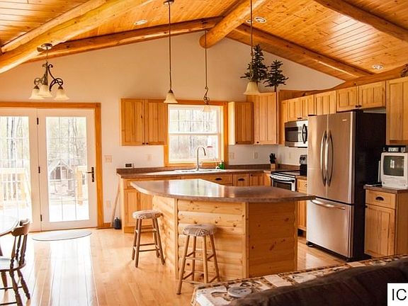 3rd image of 30632 Lydia Ln