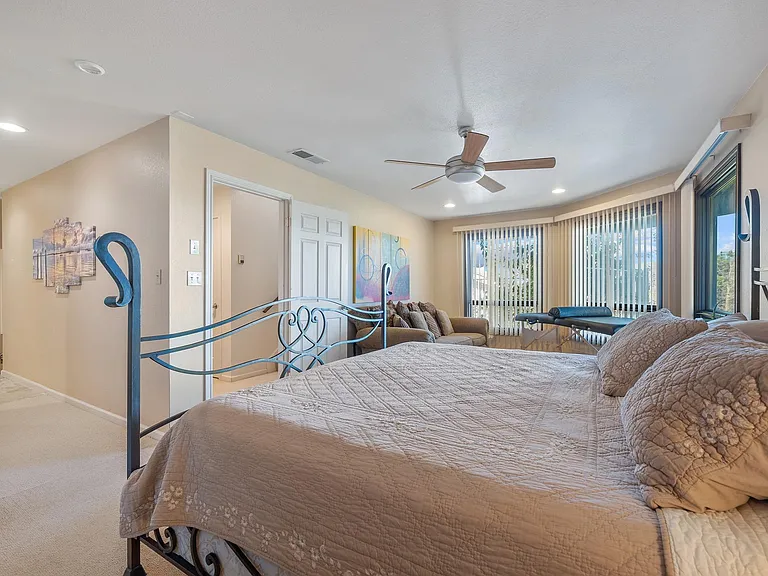 604 Rolling Green Dr — Photo 33
