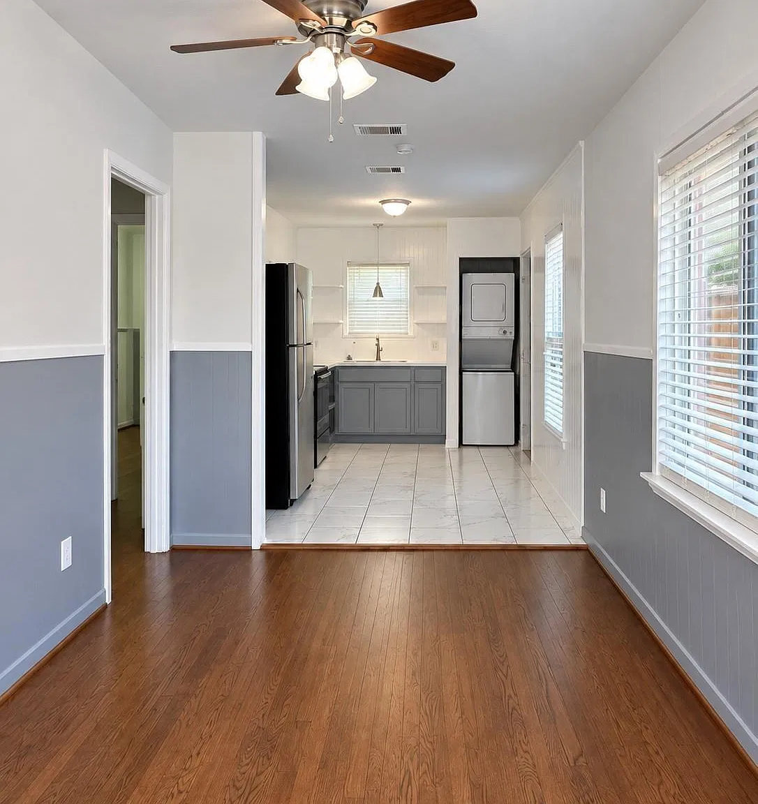 2 bed, 1.0 bath, $1,095 — Photo 4