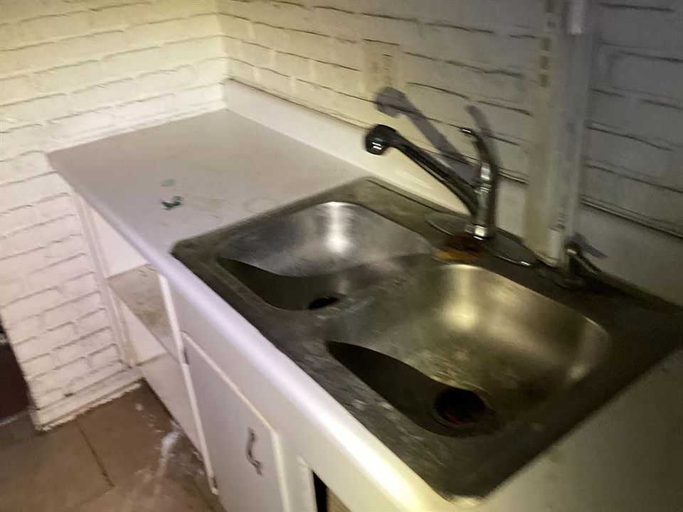 2nd image of 4515 Yuma Dr