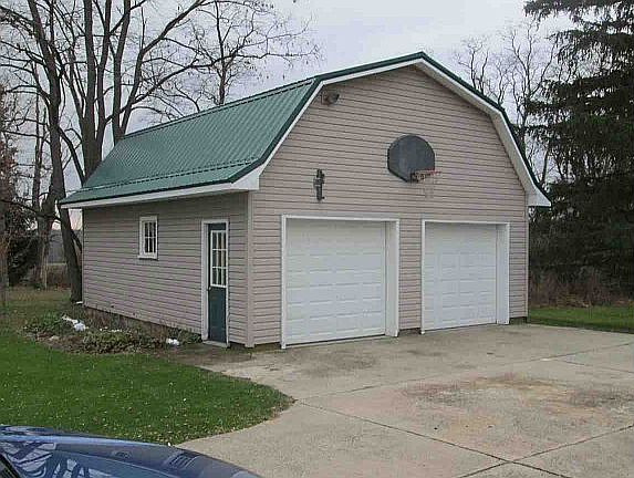 2 story Garage