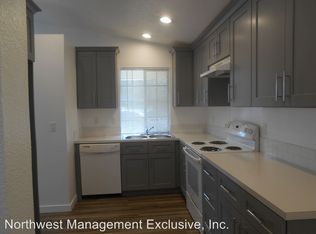 9818 NE 63rd St, Vancouver, WA 98662