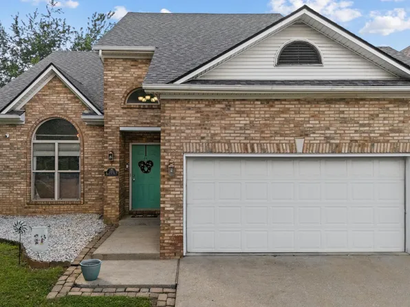 793 Rambling Creek Dr, Lexington, KY 40509