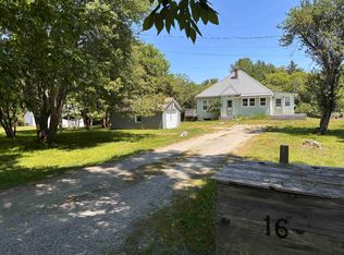 16 Wrights Rd, Shelburne, NS B0T 1W0