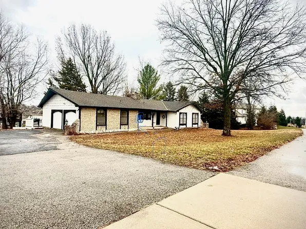 15721 Quivira Rd, Overland Park, KS 66221