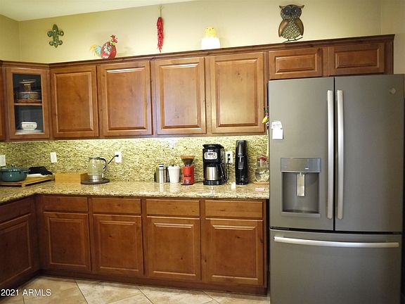 5th image of 3618 N 38th St Unit 13