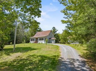 12 River Ct, Halifax, NS B2T1C4