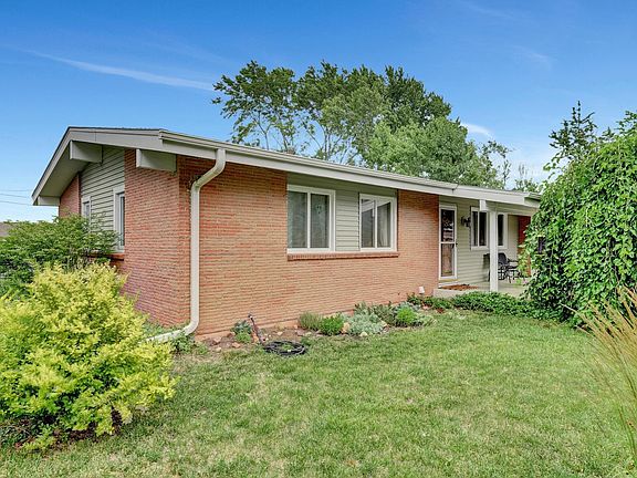 5th image of 8032 E Avon Ln